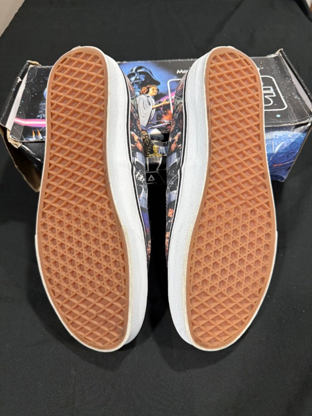 Vans x Star Wars Authentic 2014 Men 10.5 Movie Collage VN-0YS7ETS OG Box Rare - Picture 3 of 15
